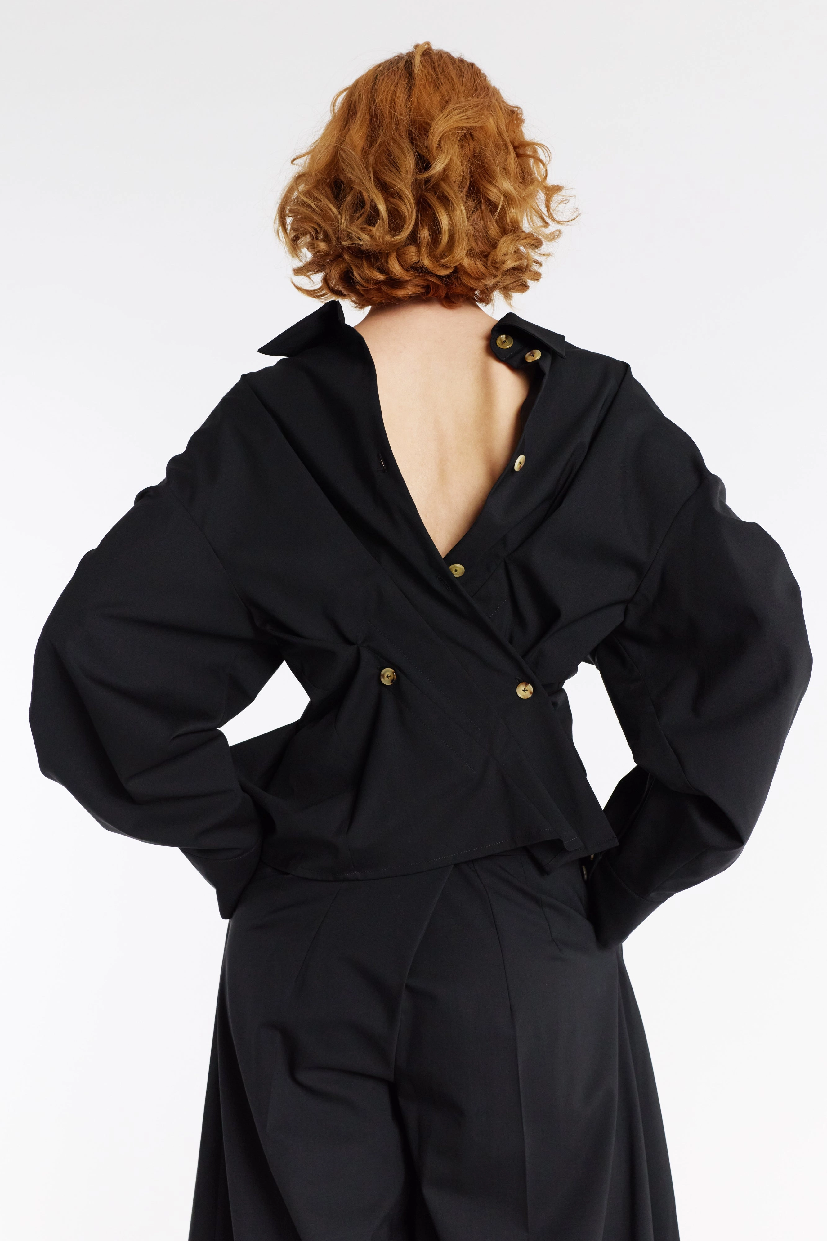 Stretchable Knit New Twisted Shirt Black