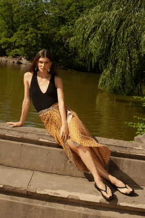 Ashi II Pareo Skirt Aesthetic Look