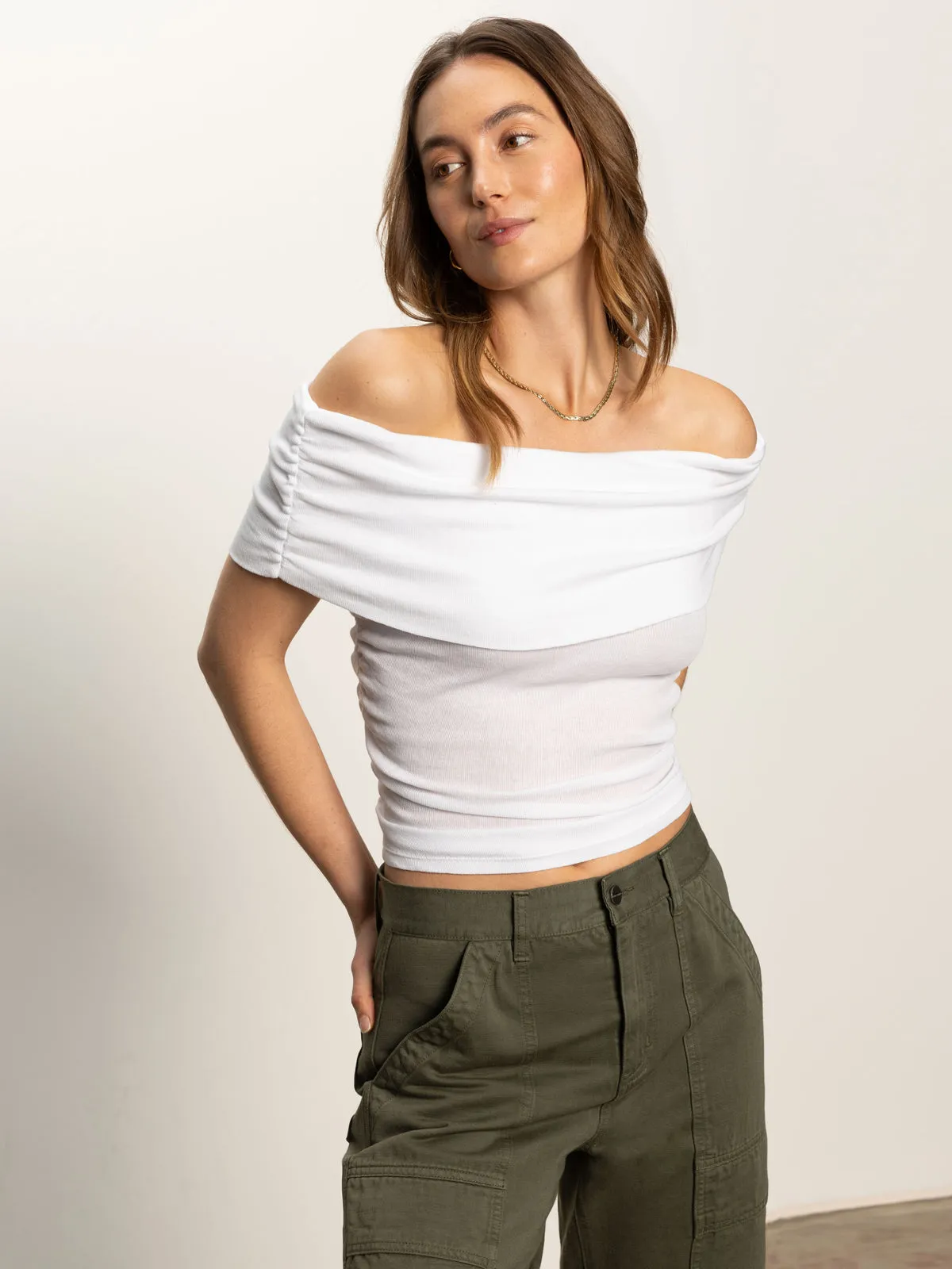Quick Comfort Design Off Shoulder Rib Tee White