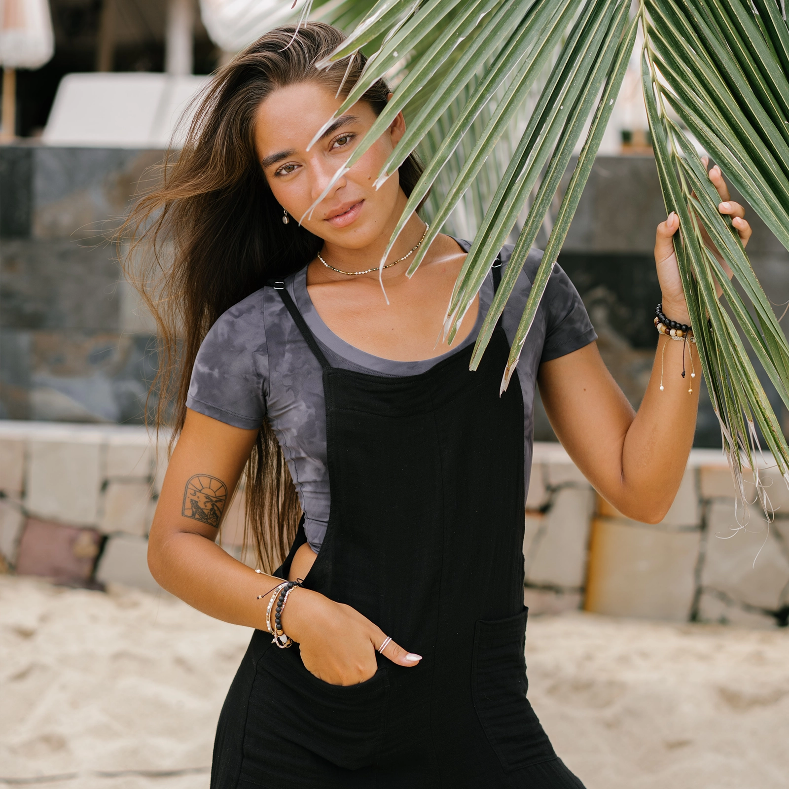 Non Restrictive Armhole Cut FlexibleNeckline Onyx Marble Cropped Yin Scoop Neck Top