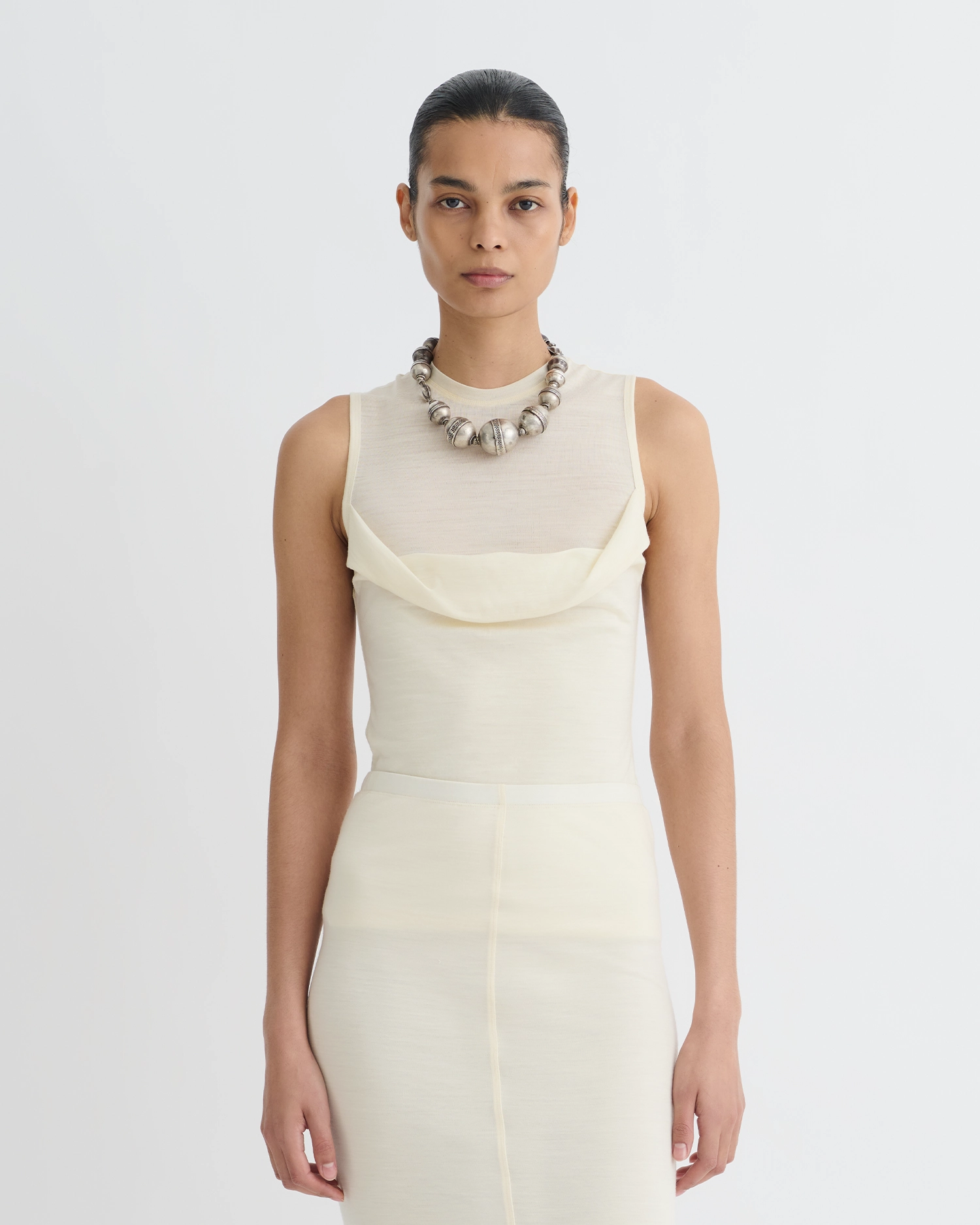 Friction Resistant Edges Orien - Draped Wool Jersey Top - Creme