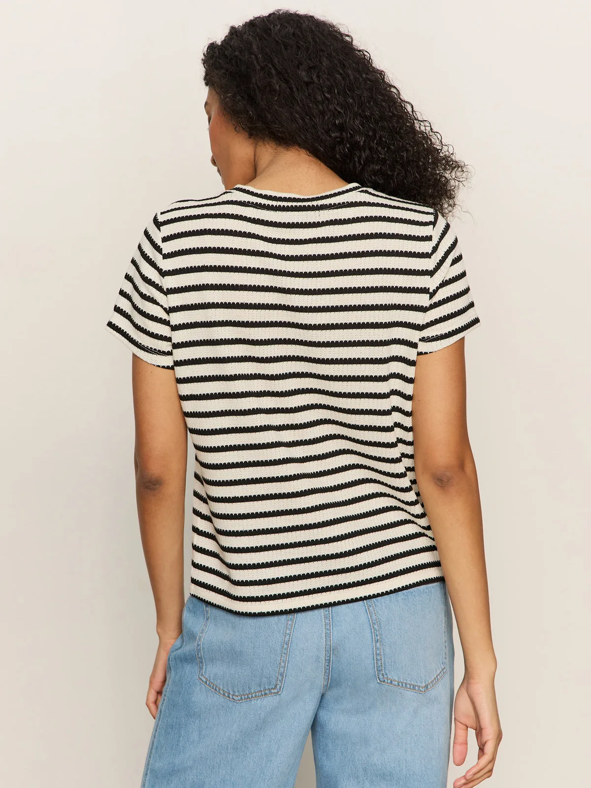 Hygroscopic Fiber Fresh and Cool Perfect Textured Tee Macrame Black Stripe