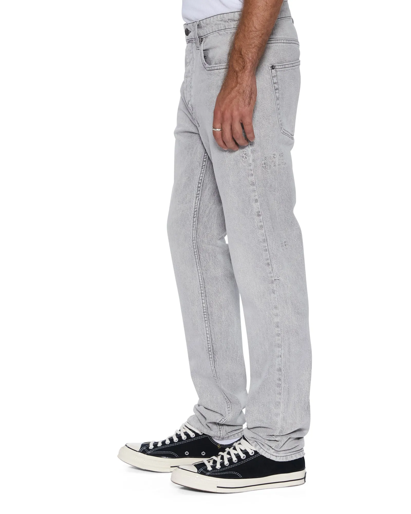 Spring Mood Bold Look Travel Light CHITCH JUPITER SKRAWL