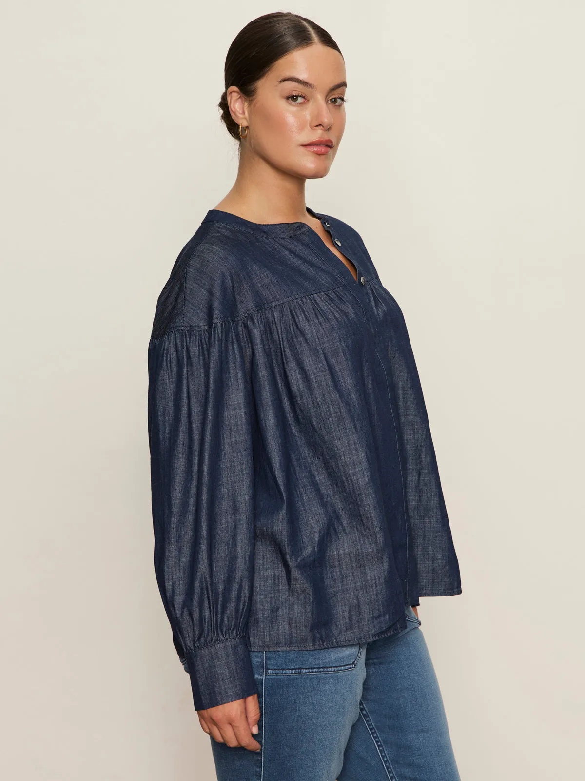 Quick Layer Fit Tagless Neckline Personal Best Blouse Moonshadow Extended Sizing