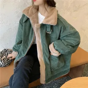Petra Corduroy Puffer | Gevoerde oversized puffer jas met steekzakken voor dames