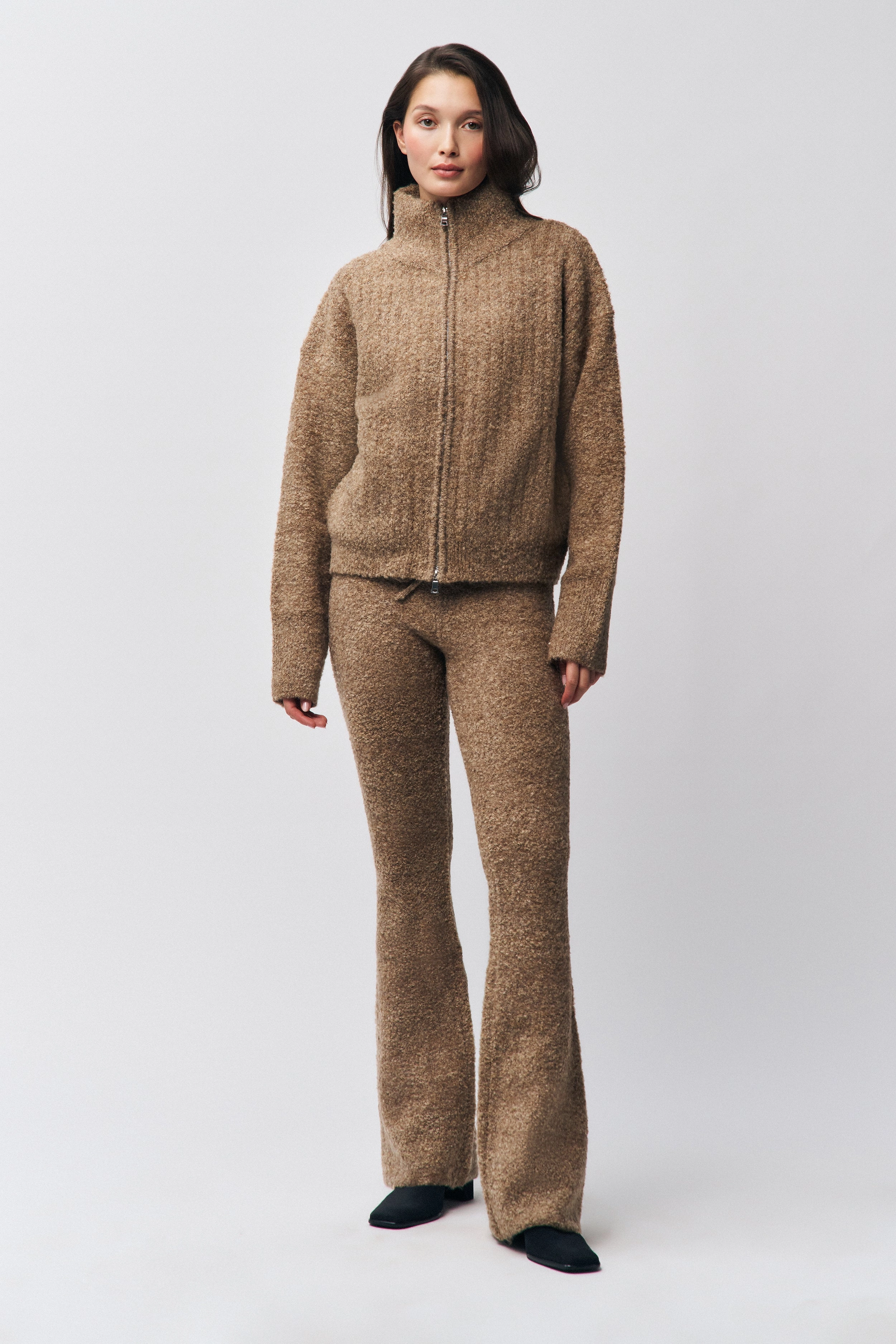 Soft Touch Brushed Surface Clean Lines Peyton Pant