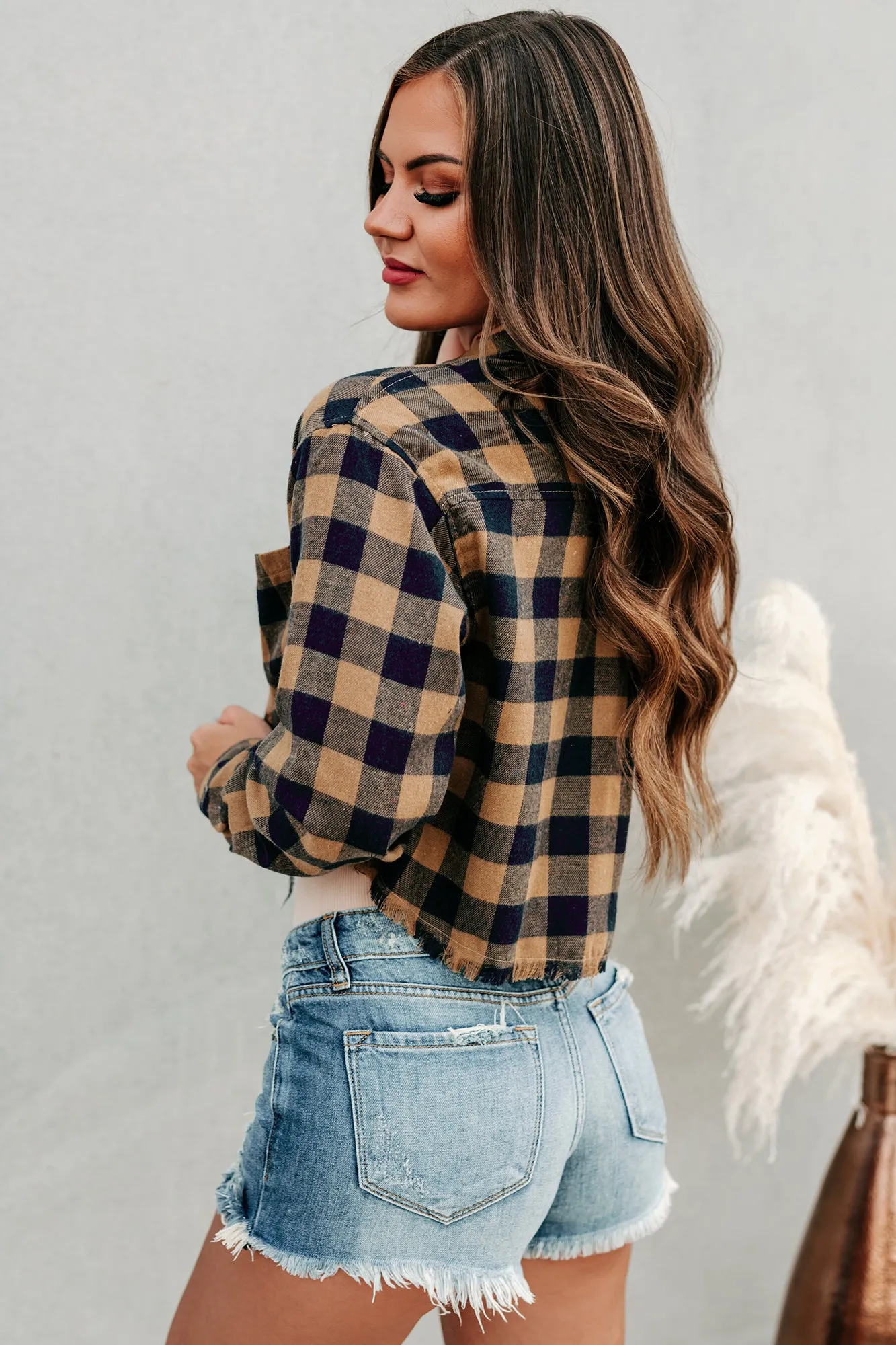 Pierce Cropped Checkered Flannel Top (Camel)