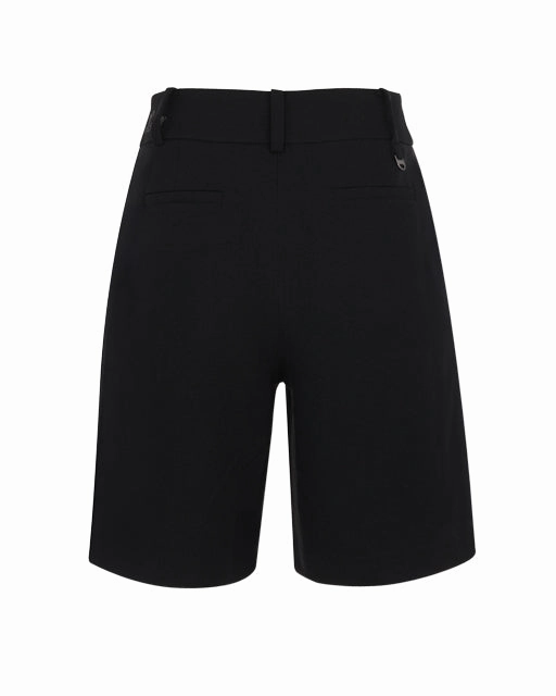 Layered Panel Design Flatlock Seams Pin Tuck Bermuda Pants - Black