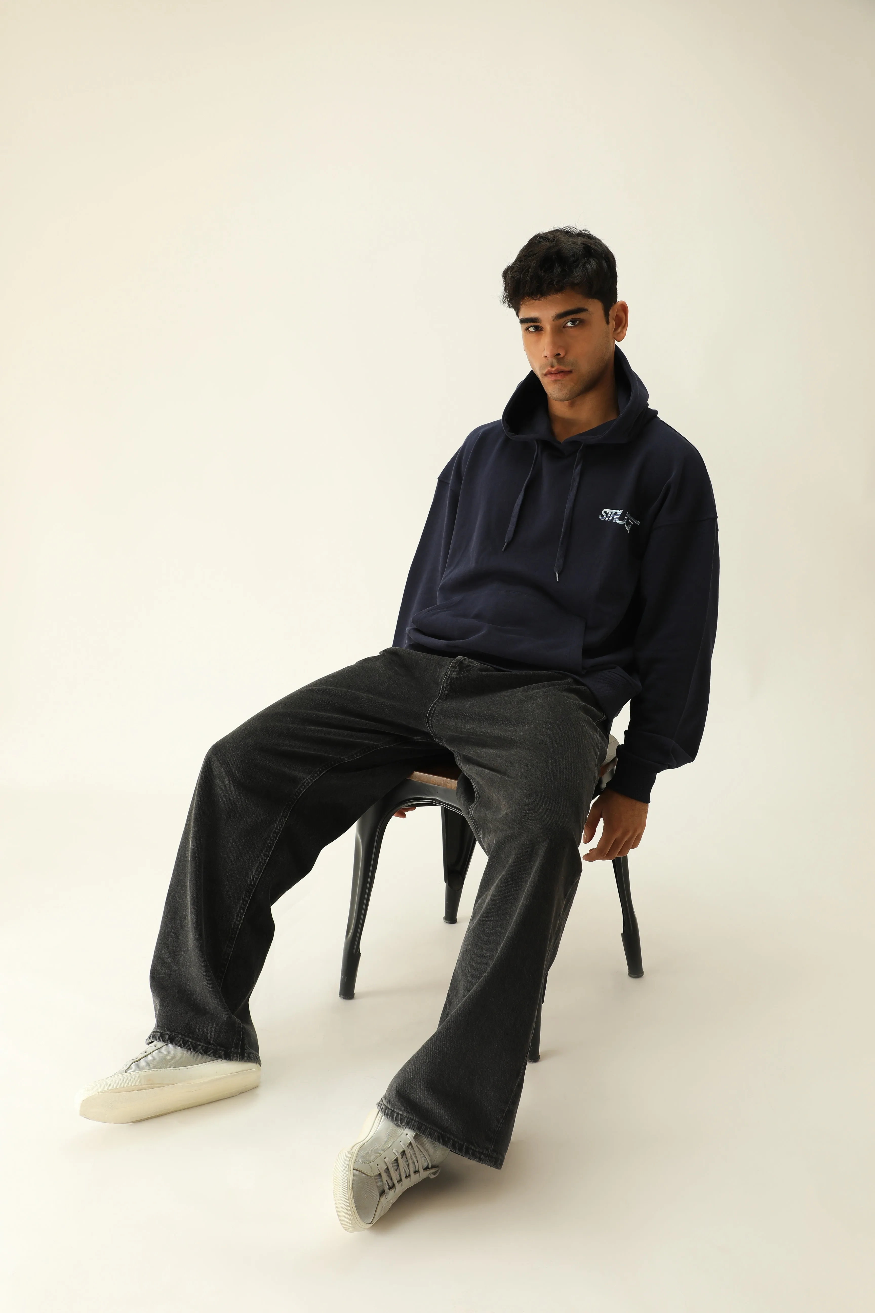 PLAY HOODIE