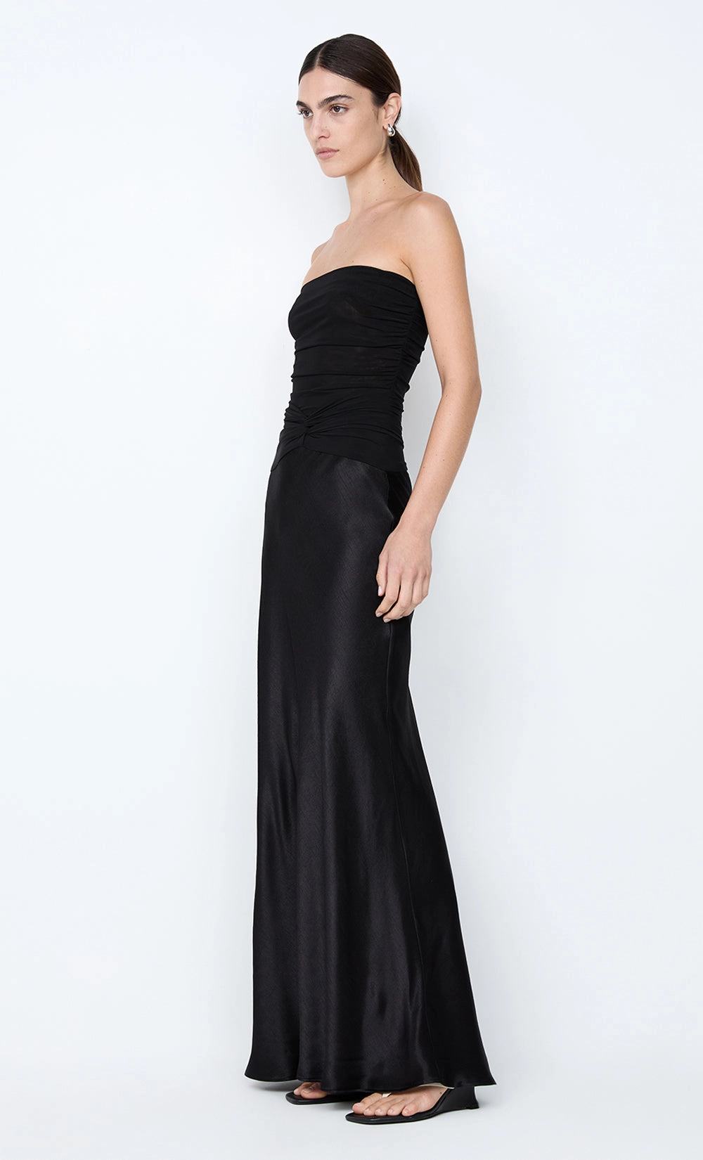 MILLAH STRAPLESS DRESS - BLACK Smart Layering