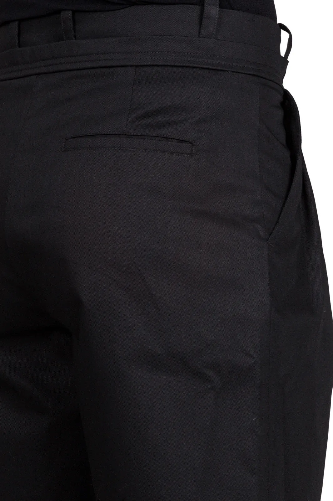 Pleat Front Baggy Shorts