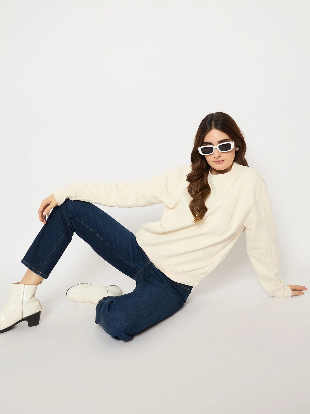 Madame Knitted Self-Textured Off White Sweatshirt Classic Bold