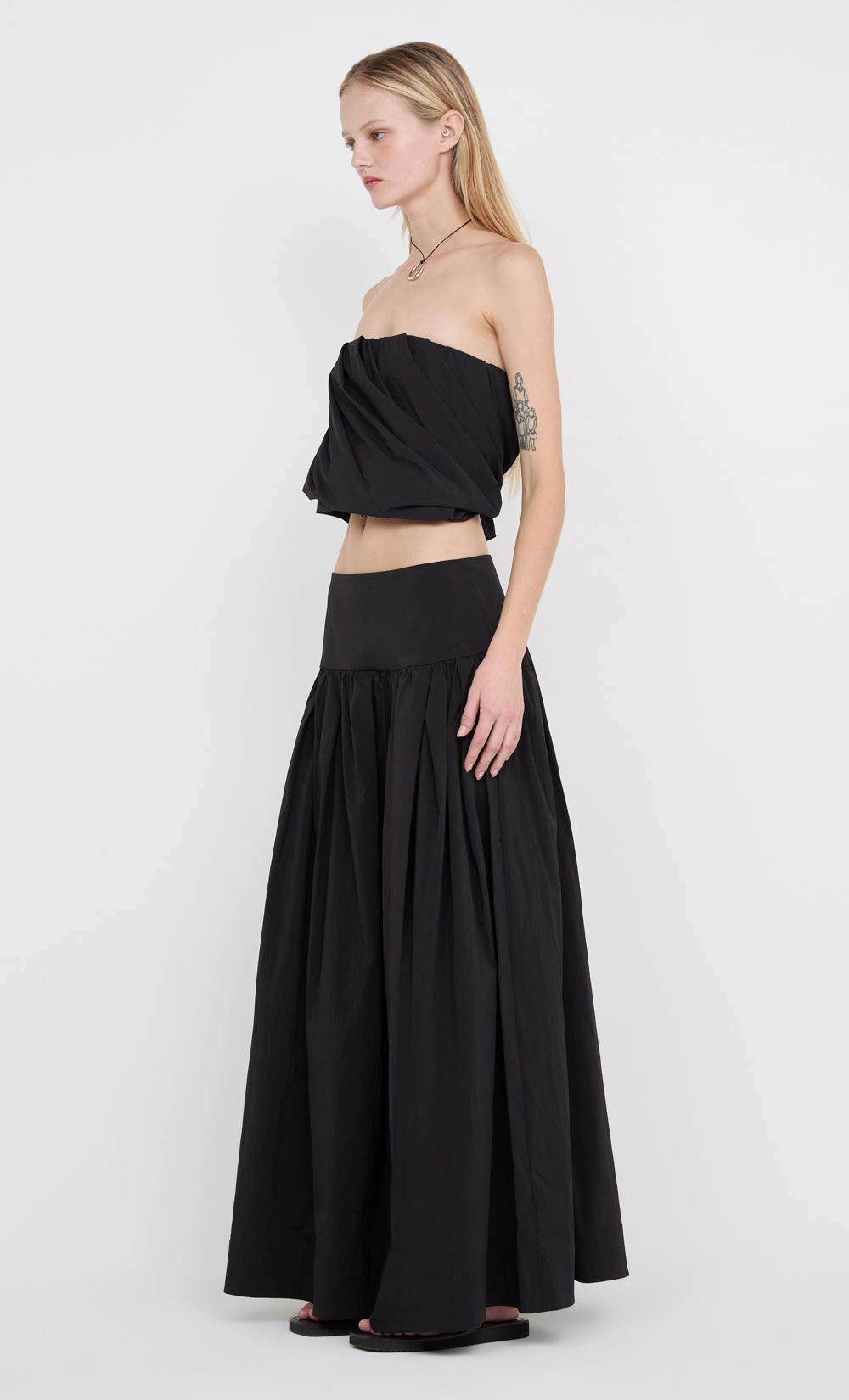 Silky Movement DANTE MAXI SKIRT - BLACK