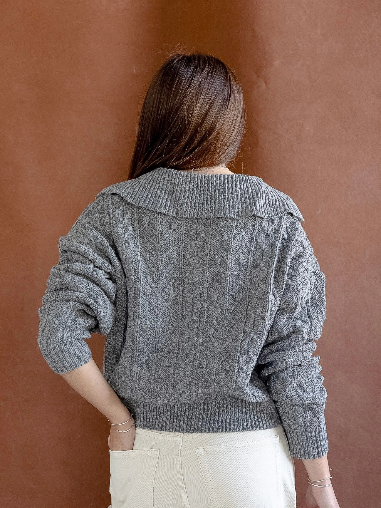 Loop Back Finish Grey Wide Cable Knit
