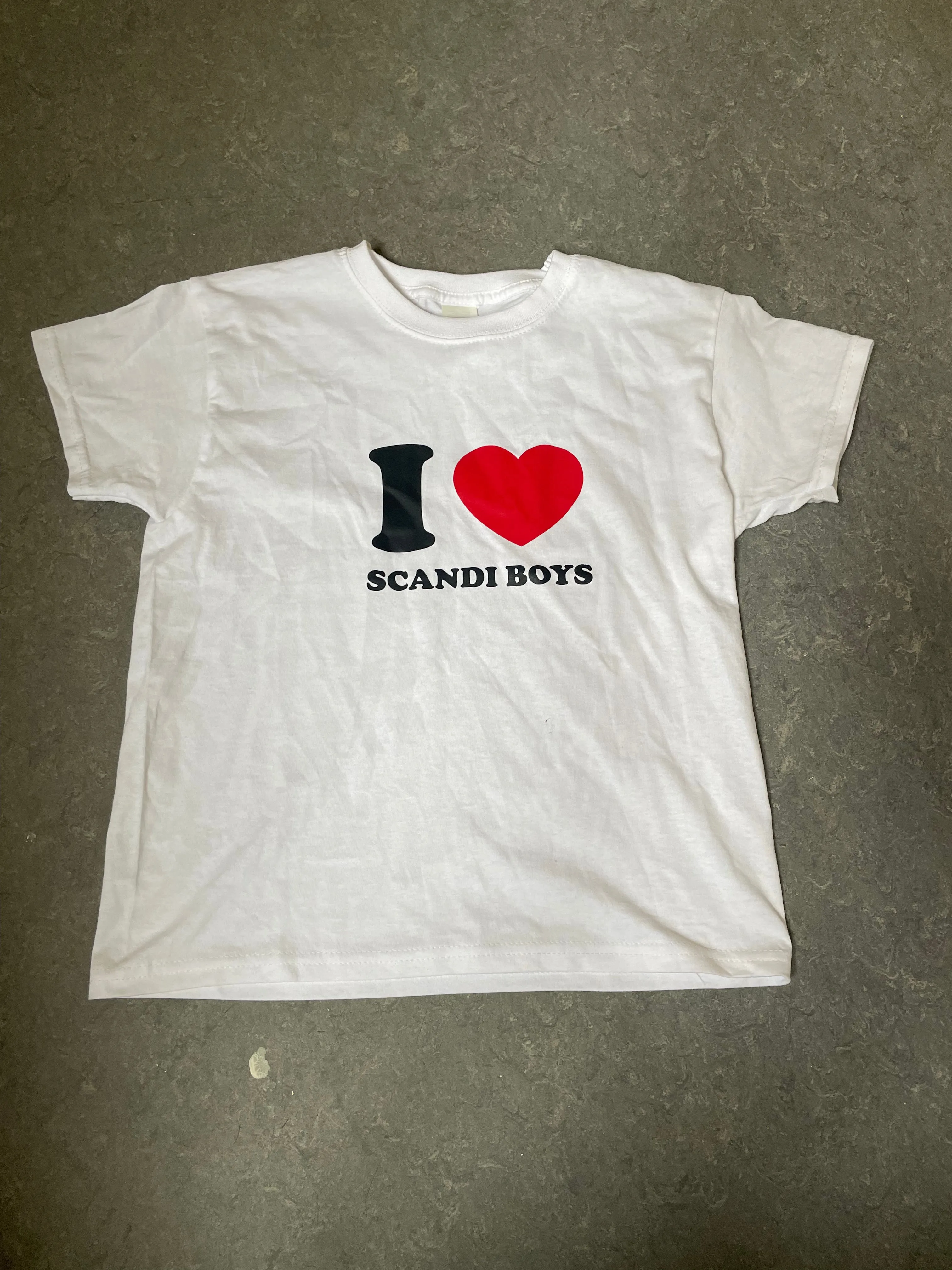 "I love scandi boys" baby tee - white