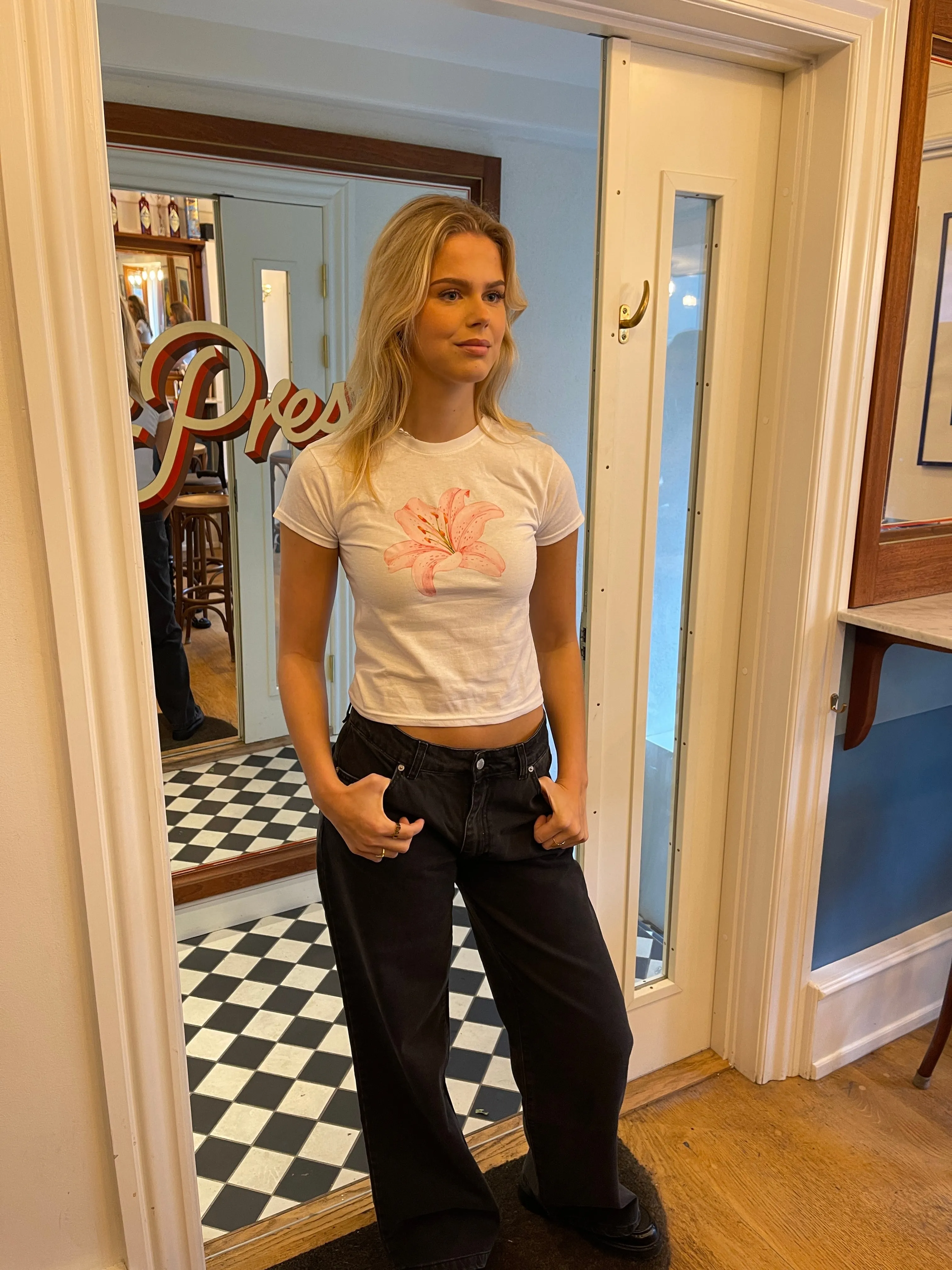 "Pink lilly" baby tee - White