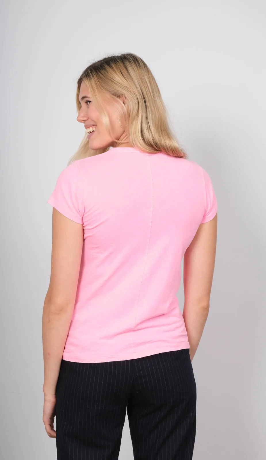 R&B The Slub Classic Tee in bright pink