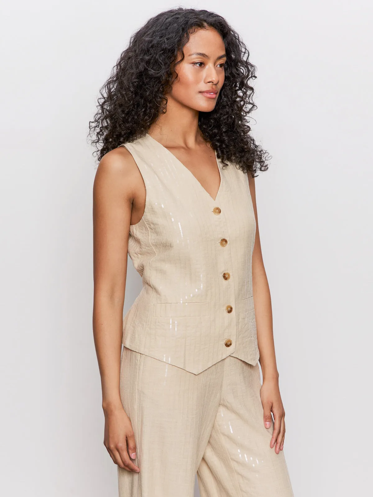 Active Layer Fit Pocket Reinforcement Relaxed Modern Vest Sand Sequin Stripe