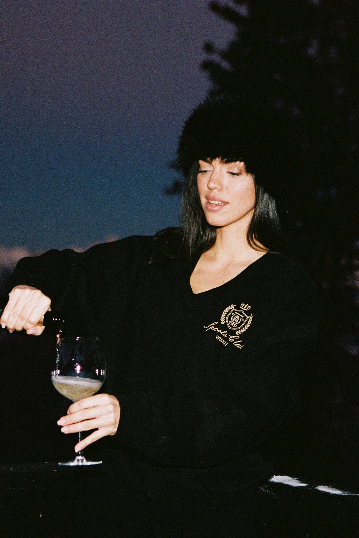 Timeless Wear Active Comfort Retro Warm V-Neck Sweatshirt