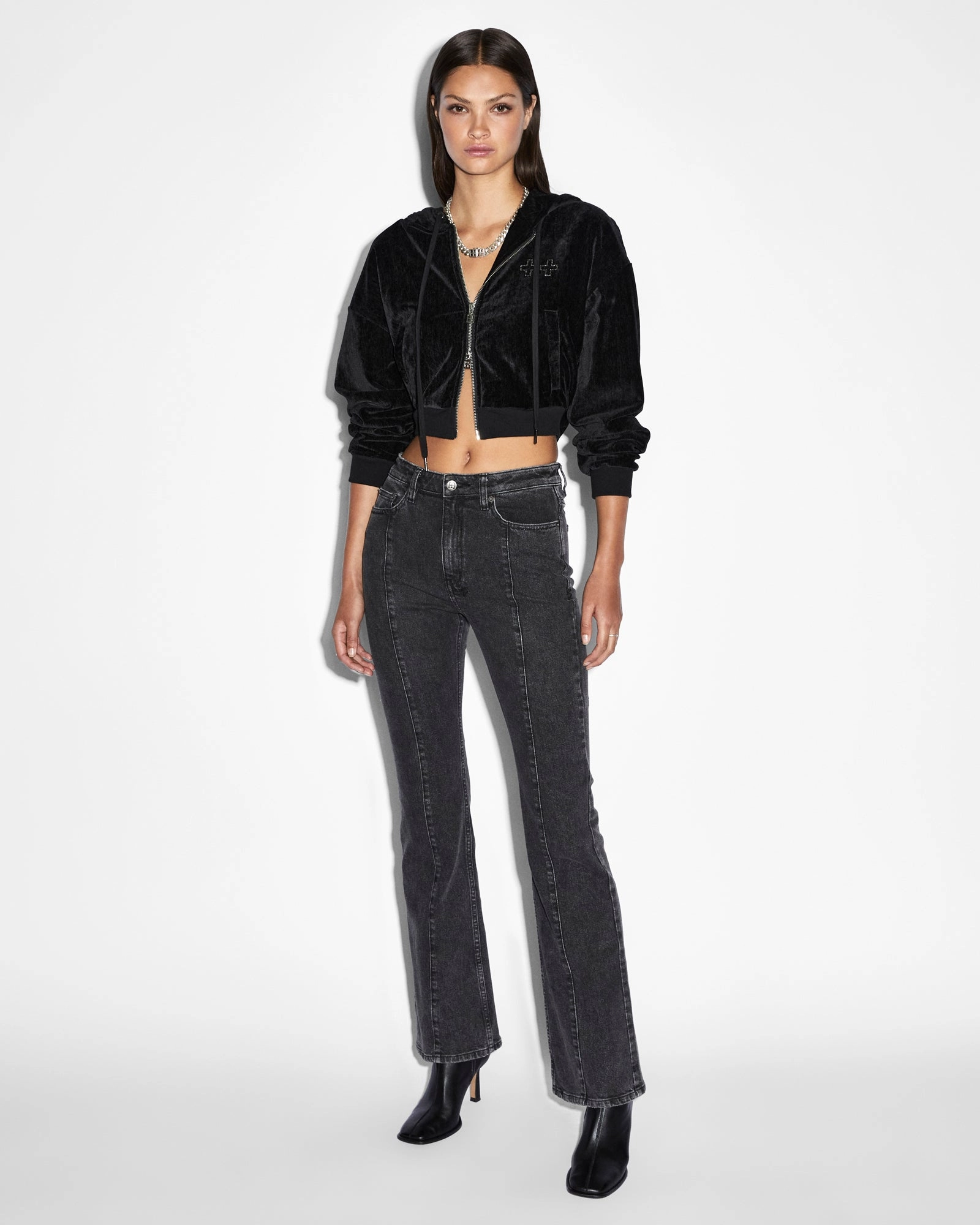 RITZY INFINITY JUMPER BLACK EcoConscious Production