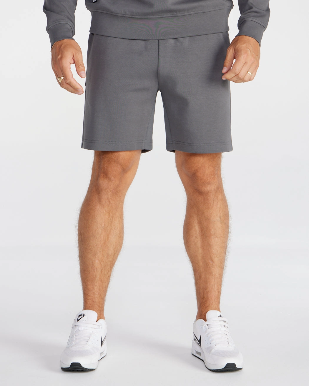 NoiseReduciting Zipper Roamknit Short