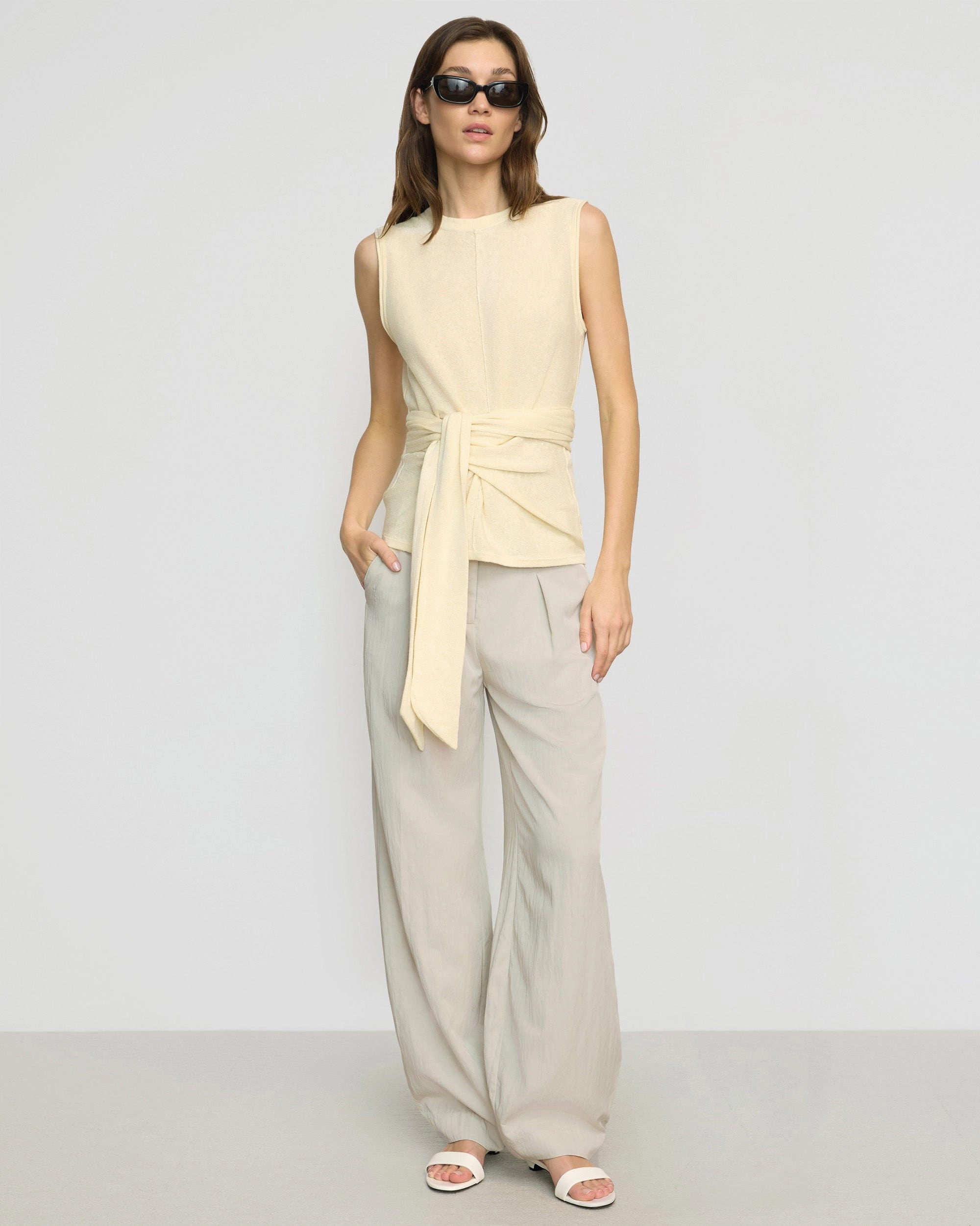 Friction Resistant Shoulder Rois Tie-Front Linen-Cotton Top