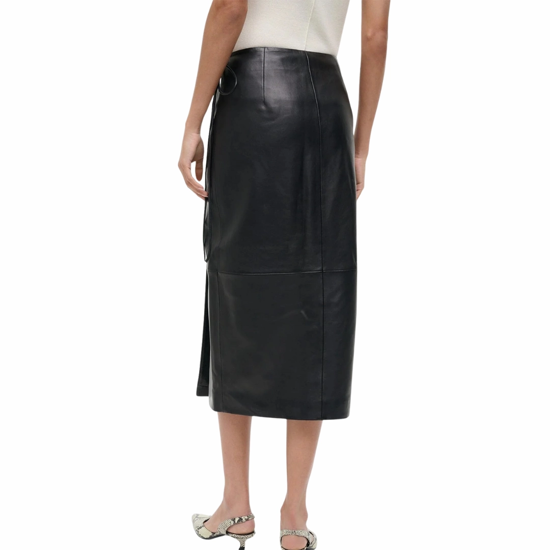 Tear Resistant Soft Focus Roman Leather Skirt