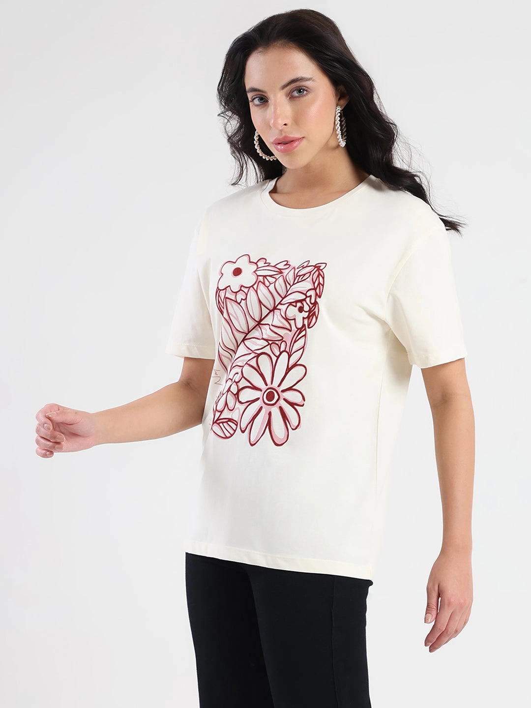 Madame Graphic Flock Print Off-White Sinker T-shirt Sleek Layers Layerable Look