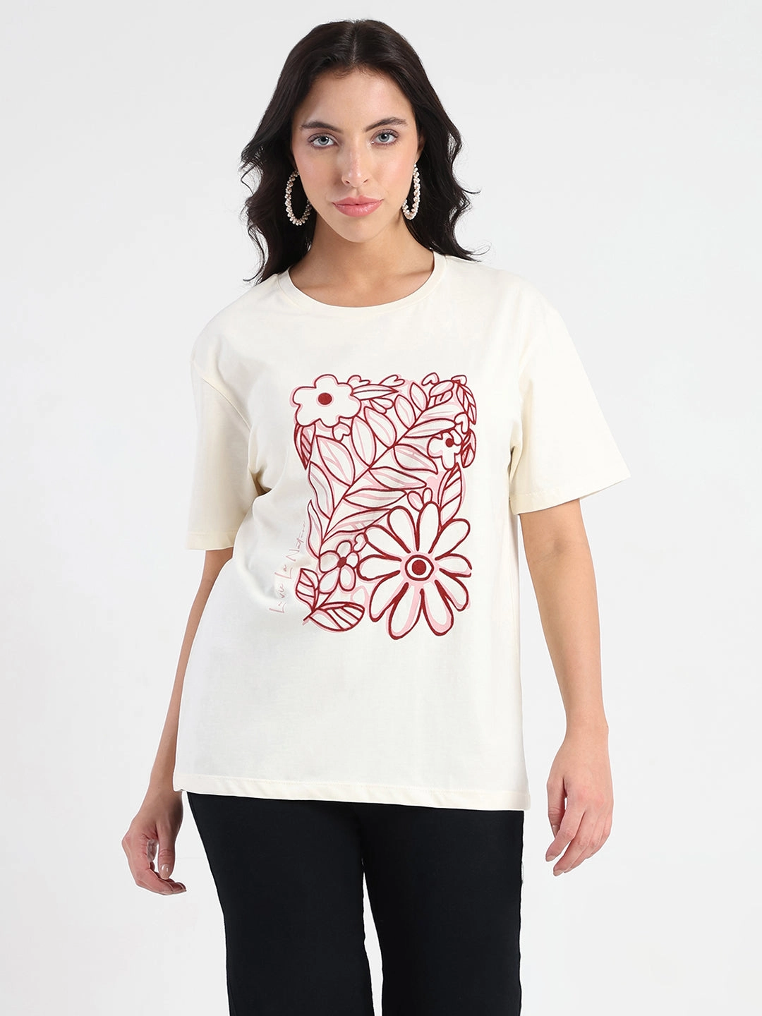 Madame Graphic Flock Print Off-White Sinker T-shirt Simple Comfort Look