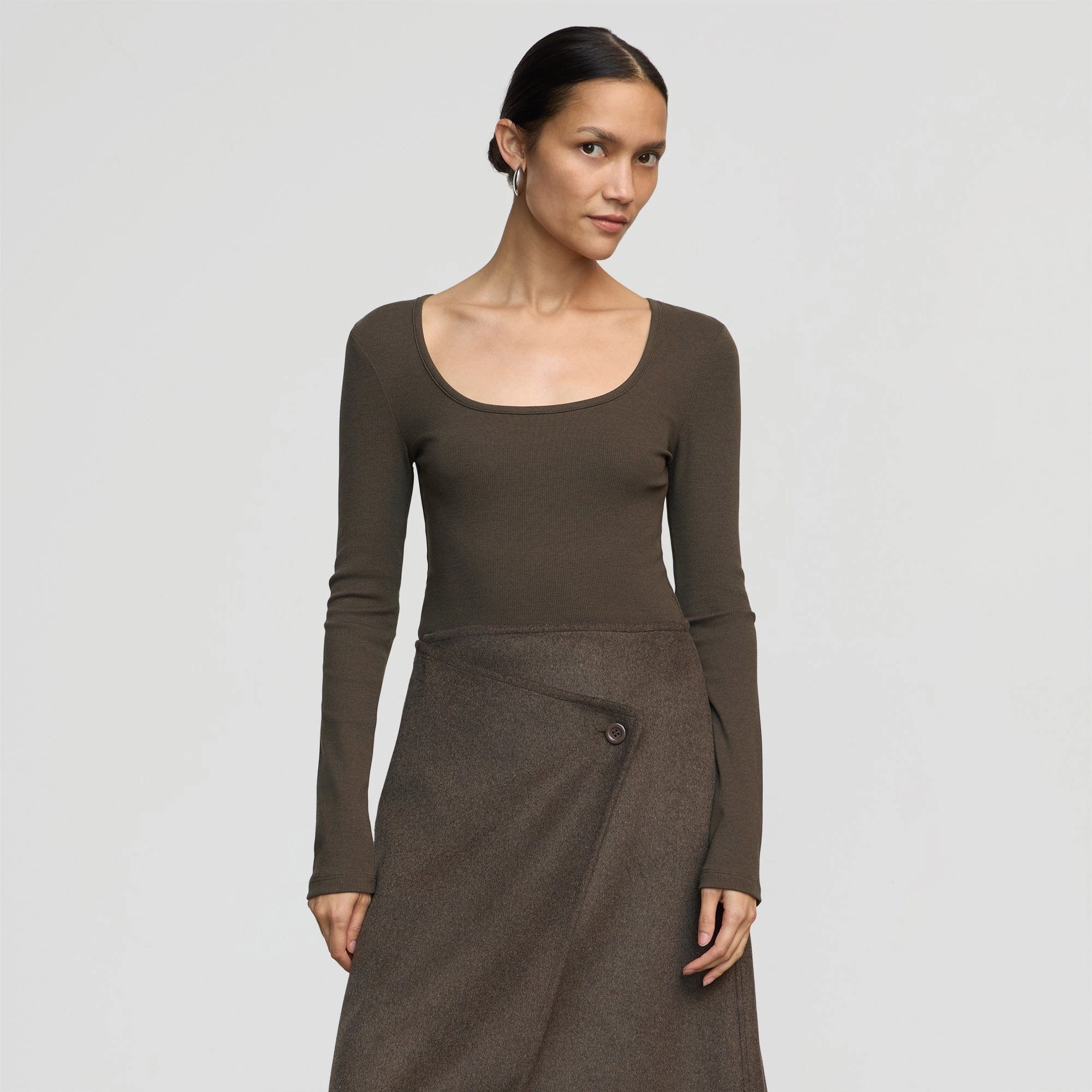 MultiPanelConstruction UniversalFit Rosa Ribbed Scoop-Neck Tee