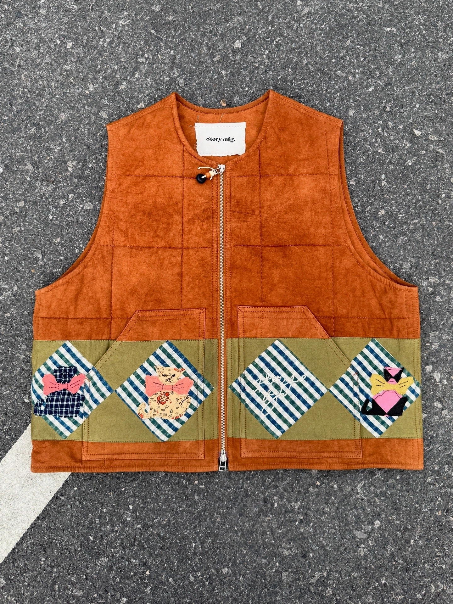 Saturn Vest - Tales Patchwork Breathable Classic Wear Eco Friendly