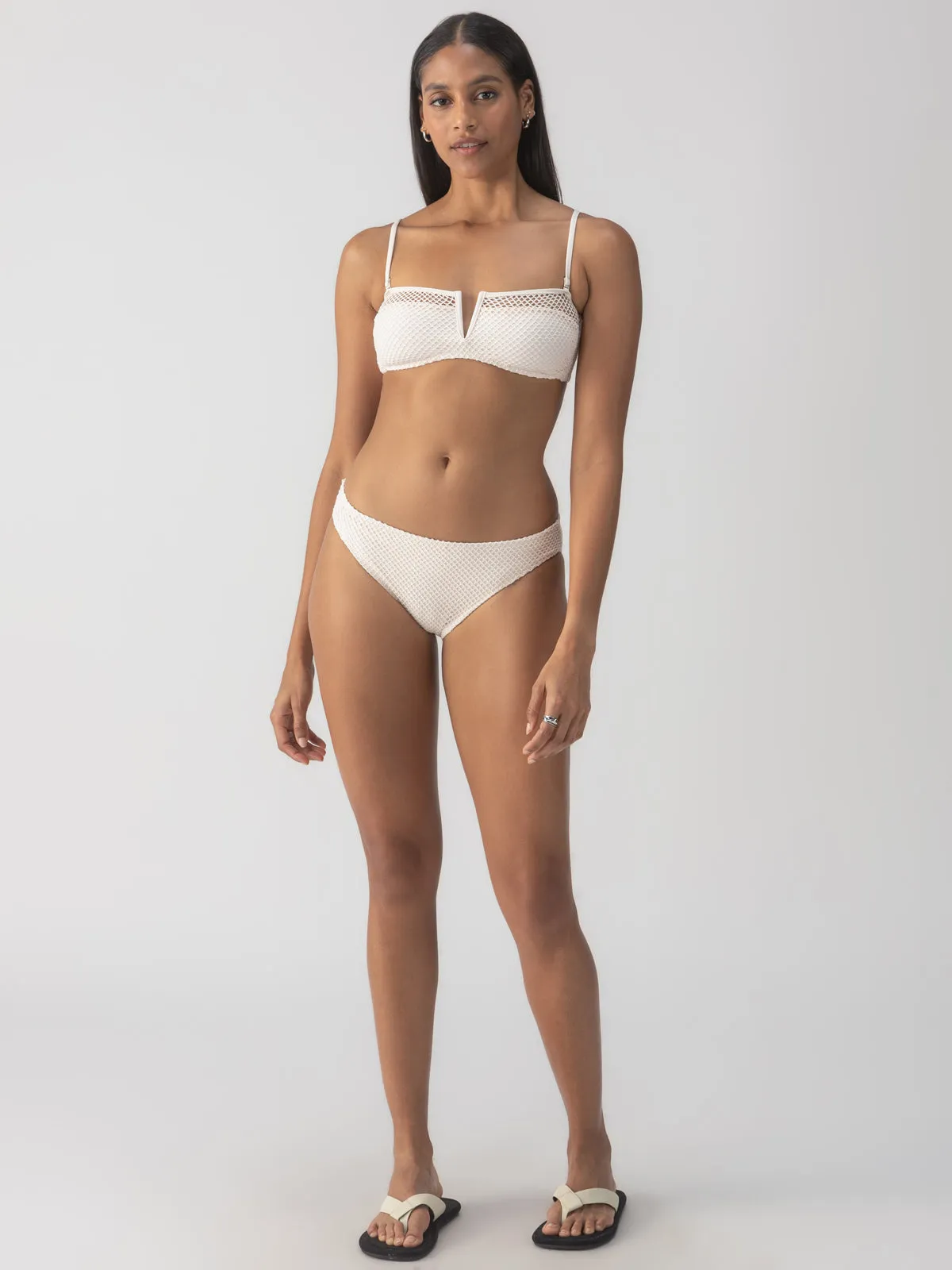 Sea Crochet V-Wire Bandeau Bikini Top White Sand Wrinkle Resistant Textile FoamReinforcedCollar