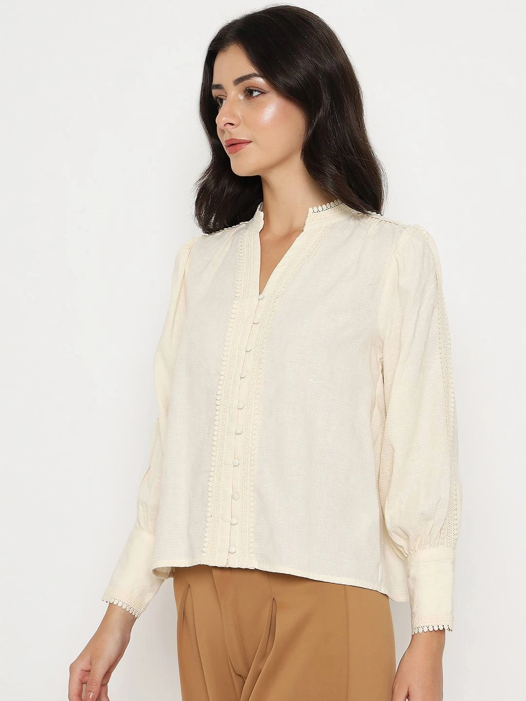 Madame Gathered Shoulders Off White Cotton Top HighStrength Threadwork NoRoll Hem Technology