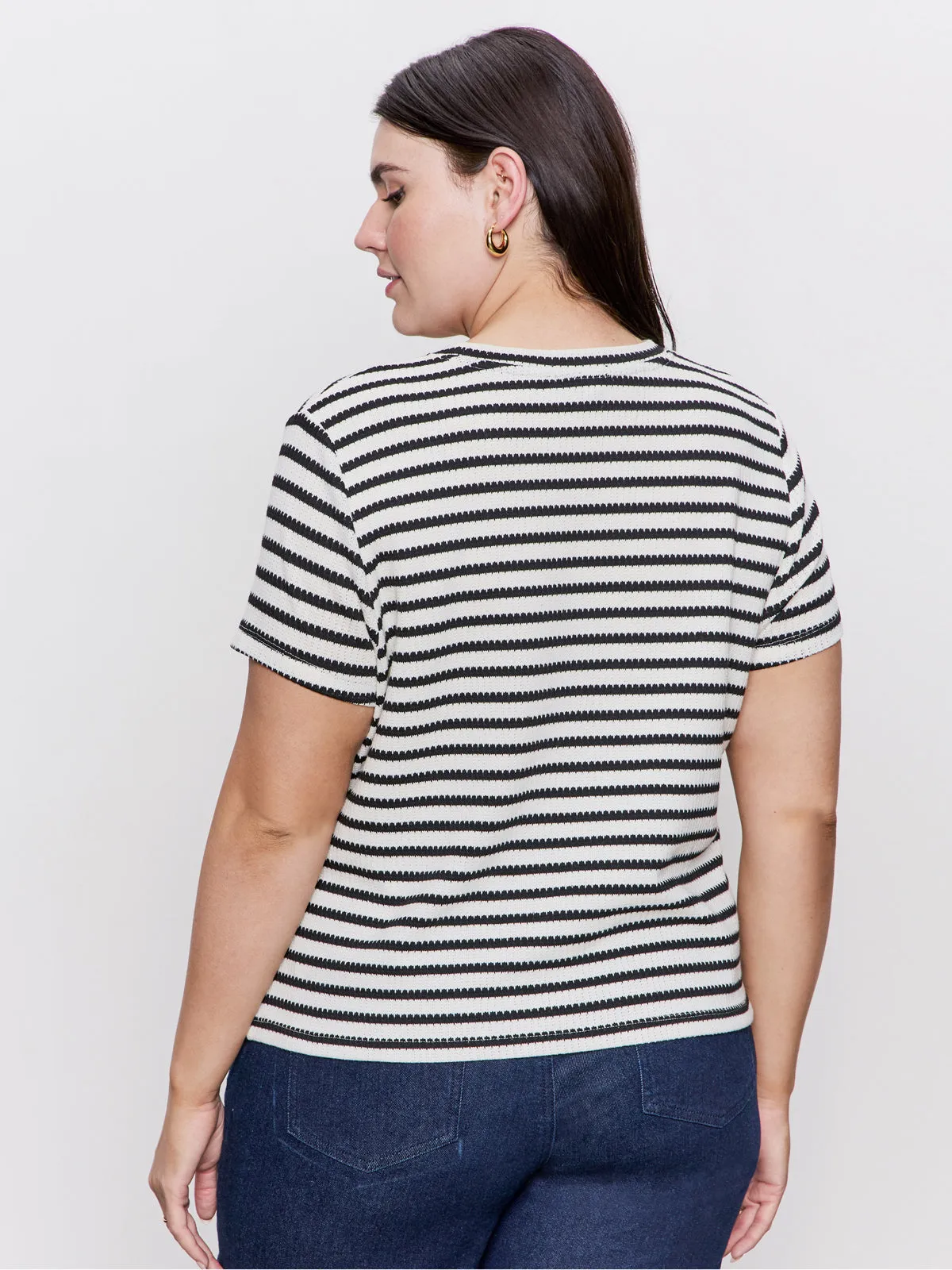 Active Fashion Perfect Textured Tee Macrame Black Stripe Extended Sizing