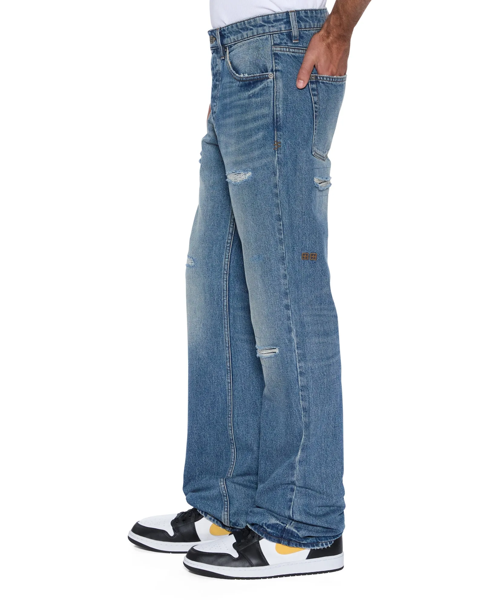 BRONKO ROADHOUSE REPAIR Iconic Outfit Chill Attire