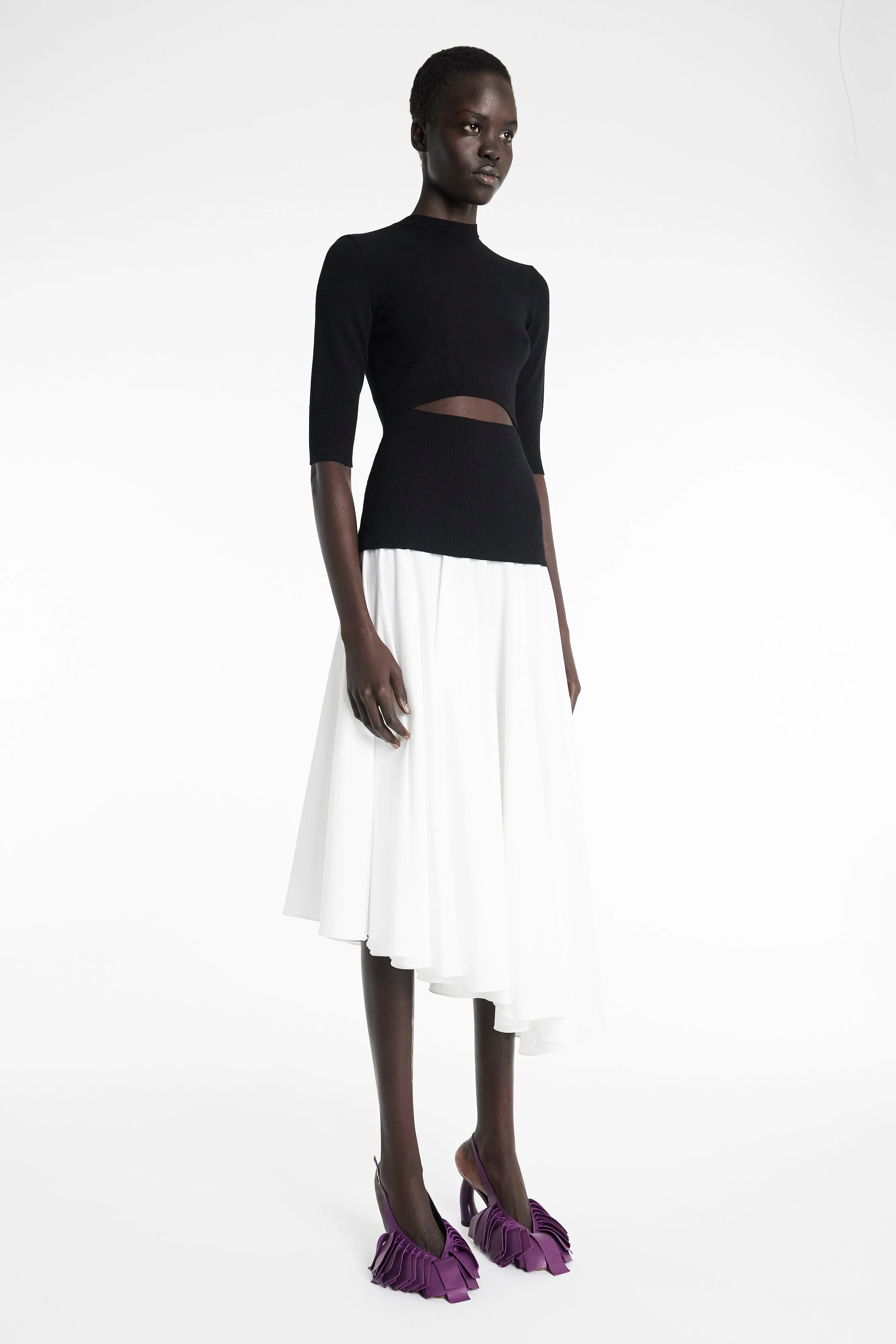 Sharp Design Embroidered-Detail Knit Top Dress Black White