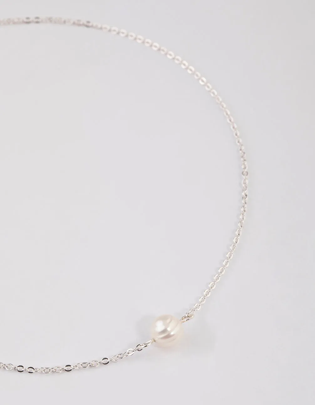 Silver Pearl Choker