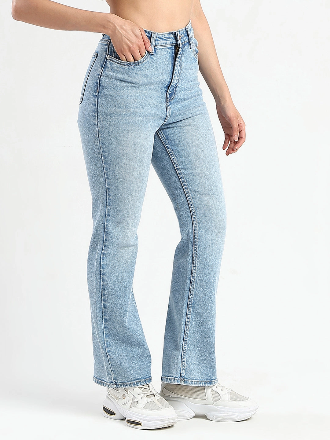 Layer Ready General Option Madame Stone Wash Light Blue Flared Jeans