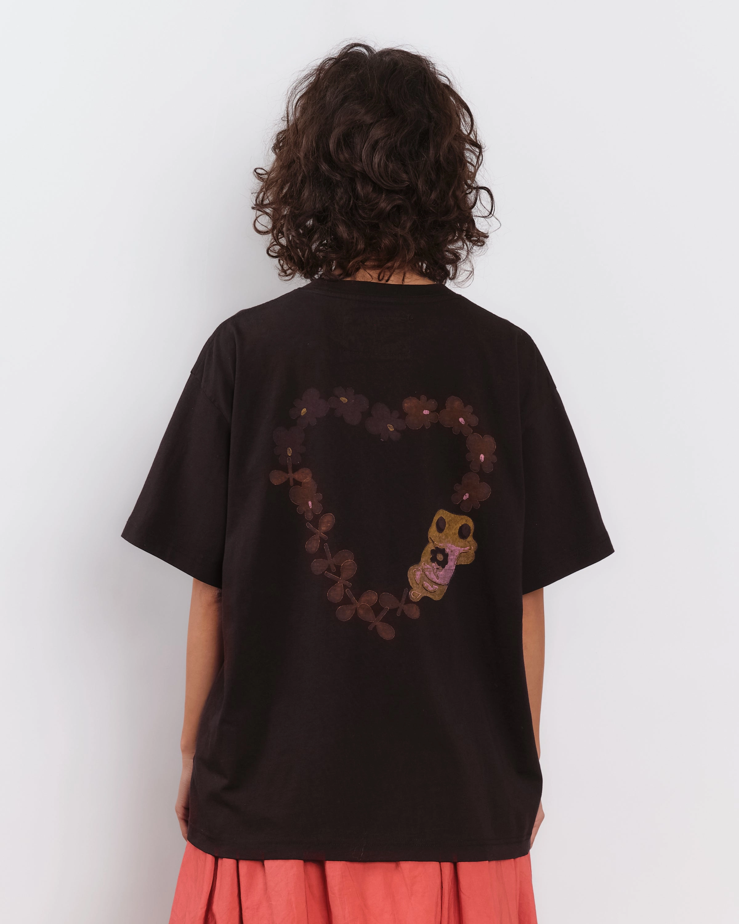 Grateful Tee SS - Black Earth Trip Heart MinimalistDesign GarmentDyedTexture