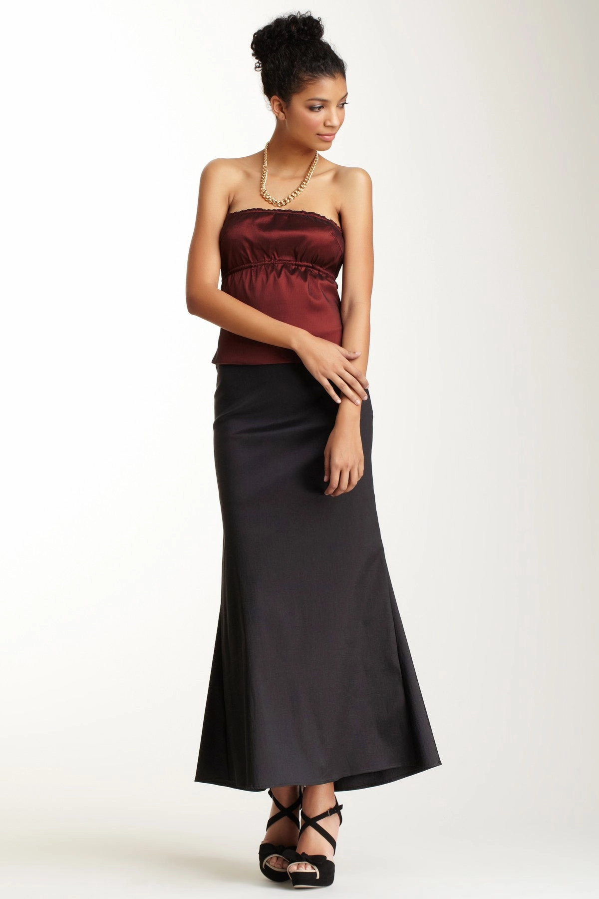 Taffeta Back Rouched Skirt - Black Day Wear