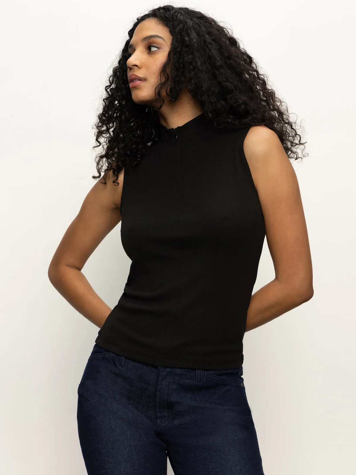 Sleeveless Zip Mock Top Black Slim Fit Comfort Airflow Mesh Panels