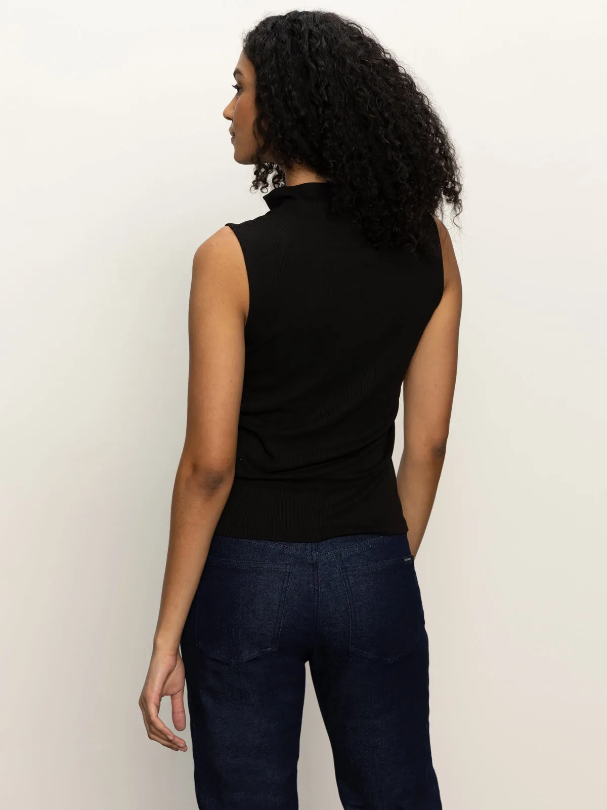 Everyday Trend Sleeveless Zip Mock Top Black