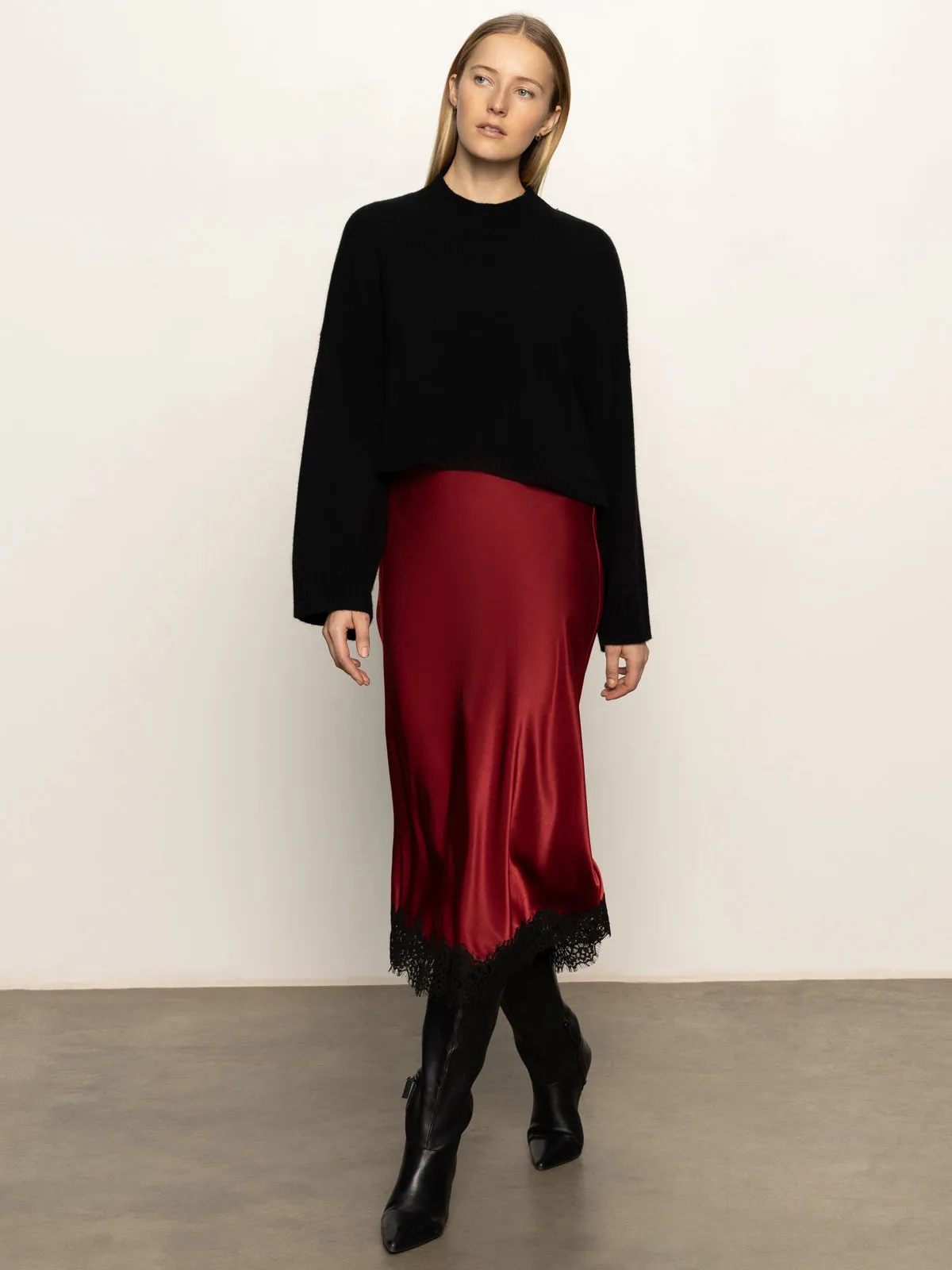 Slip Skirt With Lace Crimson Smart Look
