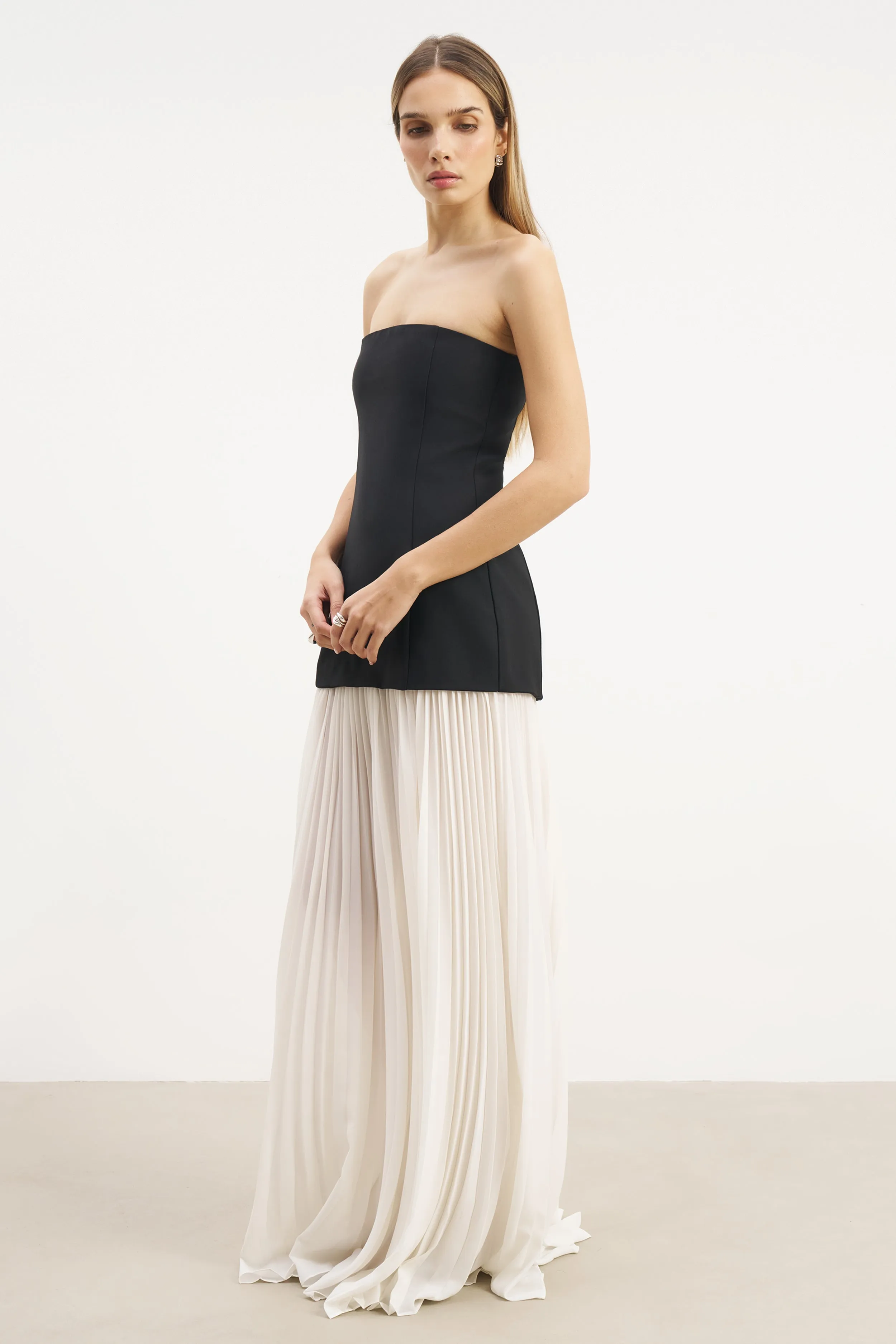 Structured Bodice Gown - Black/Cream Festive Mood Moment Soft