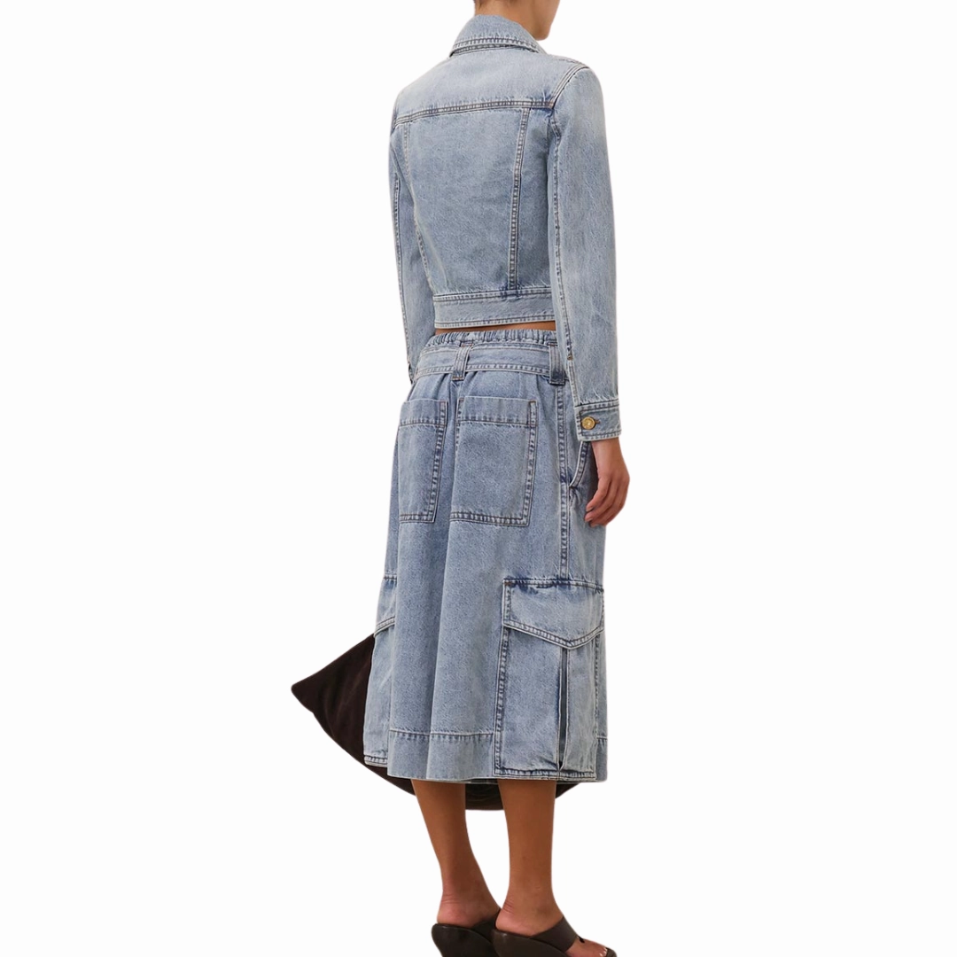 Smooth Zipper Track Tear Resistant Material Washed Denim Jacket
