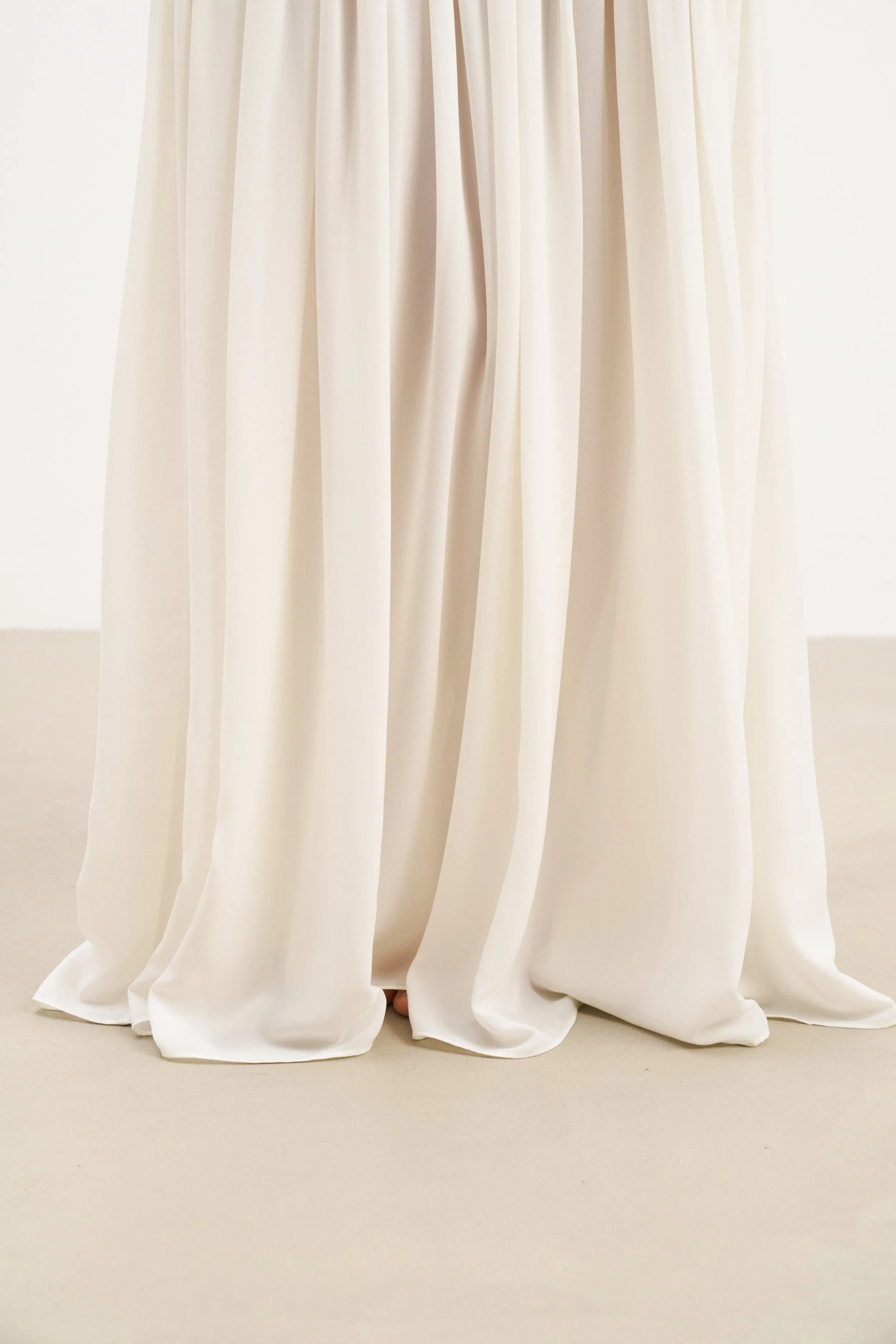 Flowing Dropped Waist Maxi Dress - Cream Daily Essential