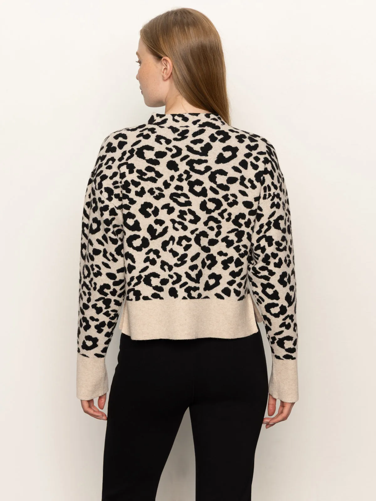 Soft Touch Popover Spots FlexibleNeckline