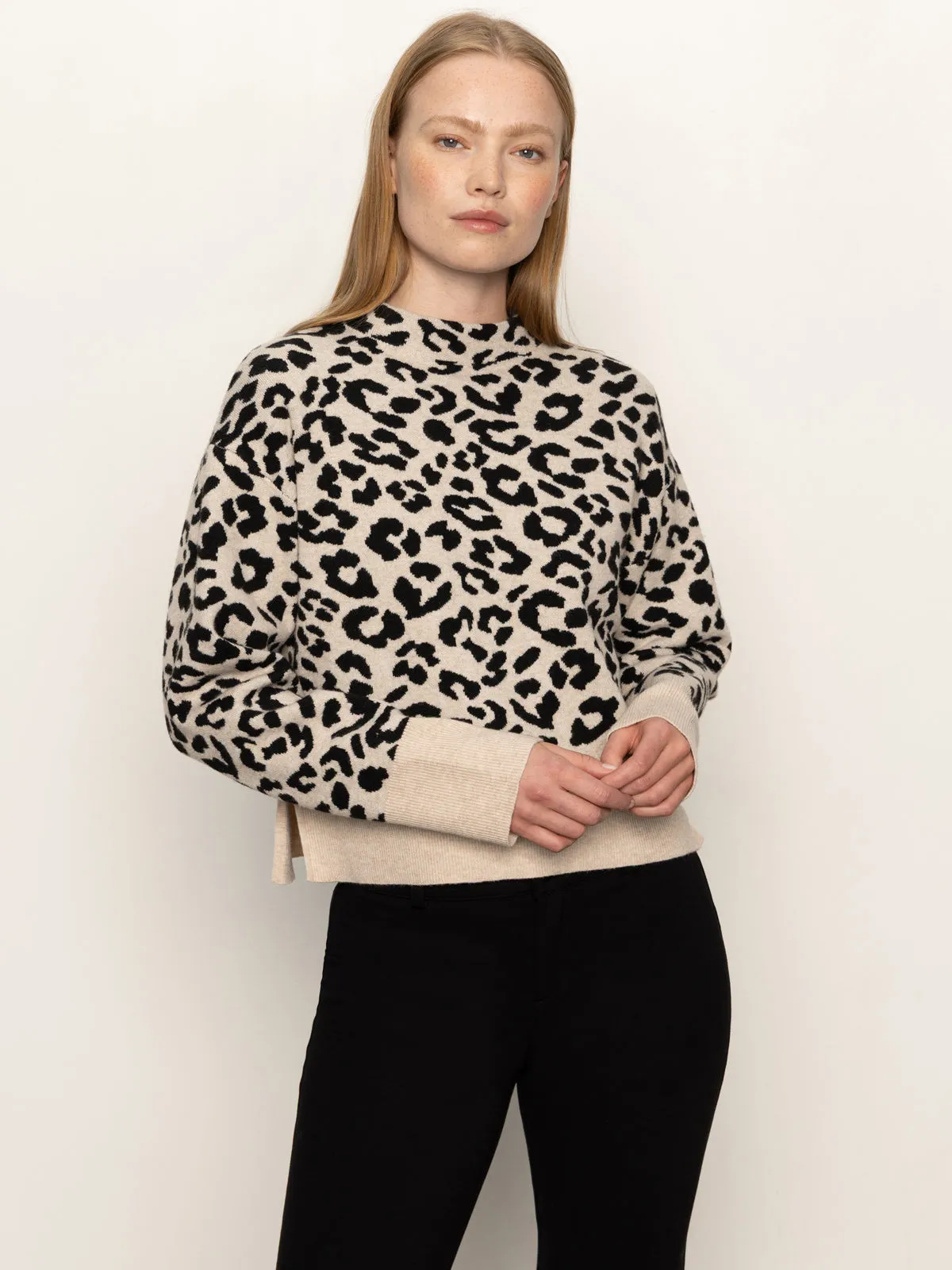 Soft Touch Popover Spots Bonded Seam Tape Microfiber Blended Fabric