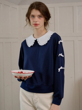 Clean Lines ??Final Sale??Karen Peter Pan Collar  Sweatershirt