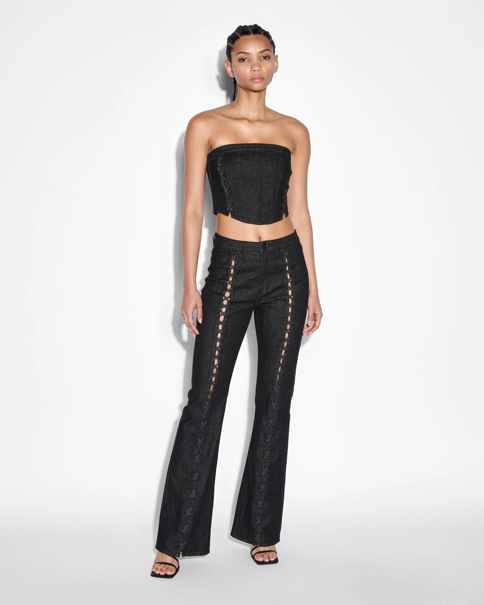 SOHO EBONY LACED All-Purpose Use Anytime Look